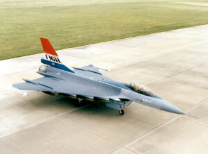 Ｆ‐１６ＸＬ　ＳＣＡＭＰ